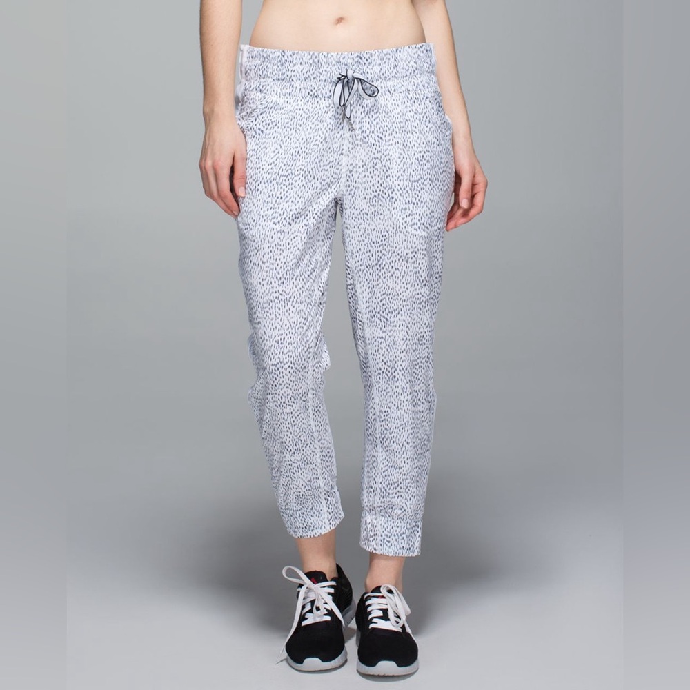 Lululemon Dottie Dash Tearaway Pants